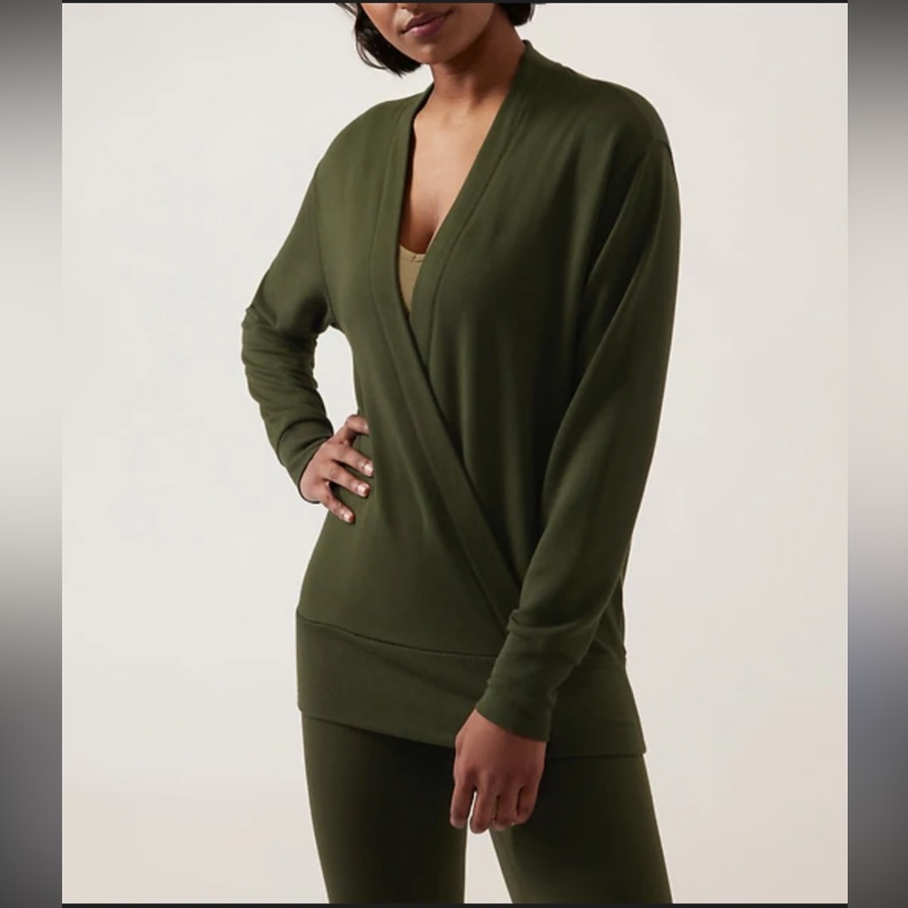 Athleta Women's Olive Green Sweater Size Medium Purana Wrap